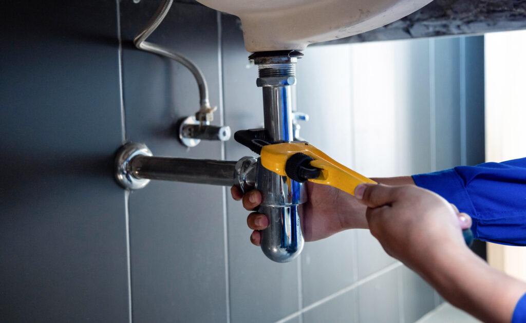 commercial plumbing contractors