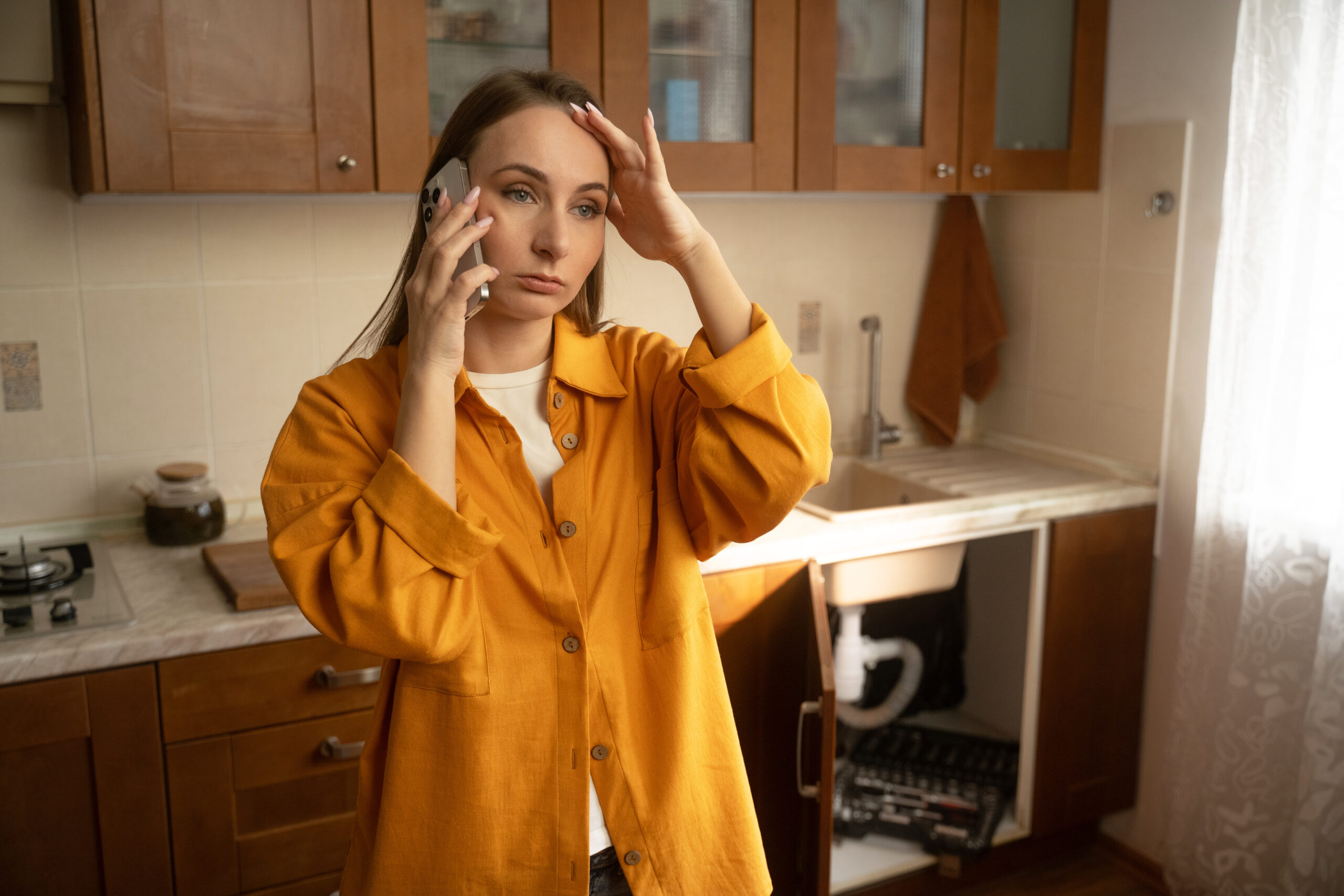 signs of plumbing problems